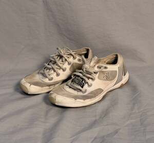 Varsity Ascend White Youth All Star Cheerleading Shoes 4.5